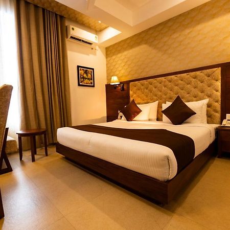 Dev Residency Hotell Thiruvananthapuram Eksteriør bilde