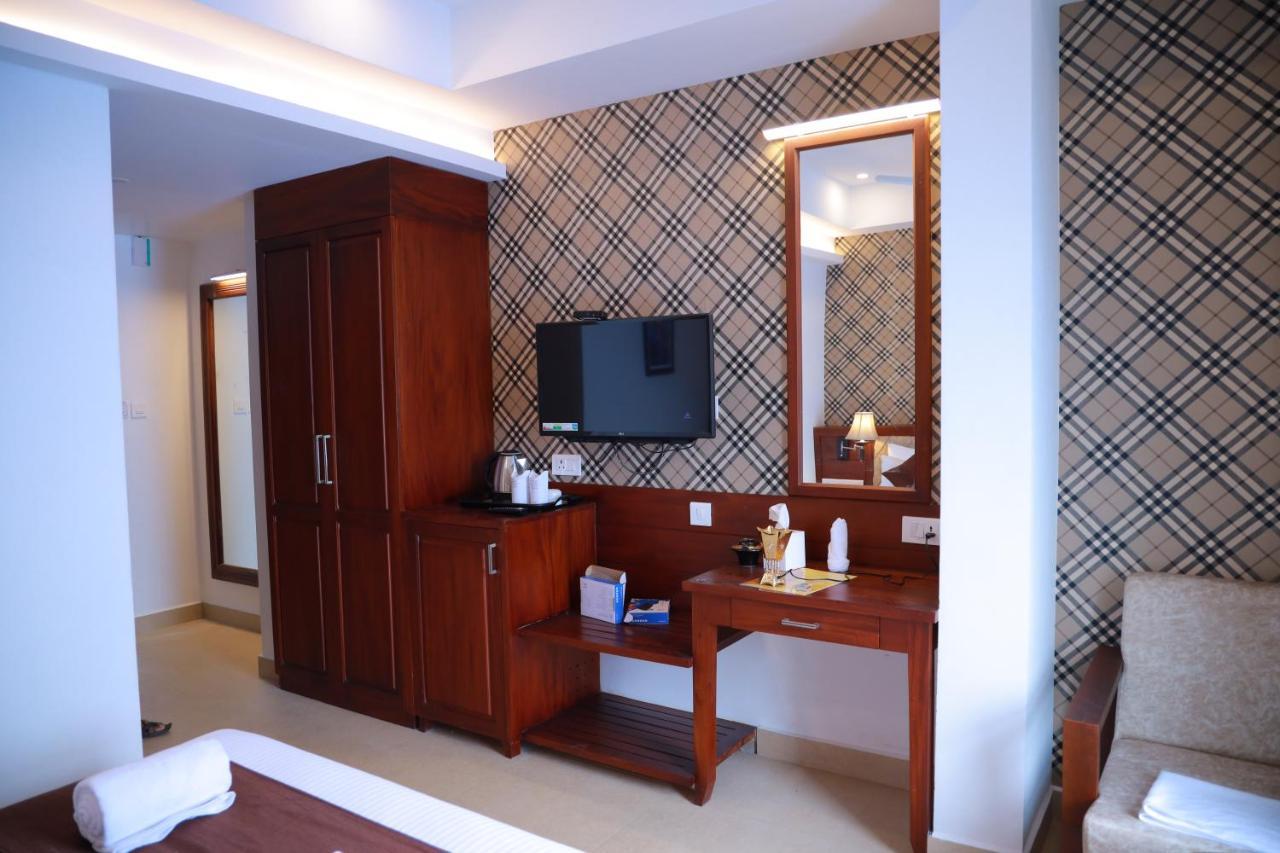 Dev Residency Hotell Thiruvananthapuram Eksteriør bilde