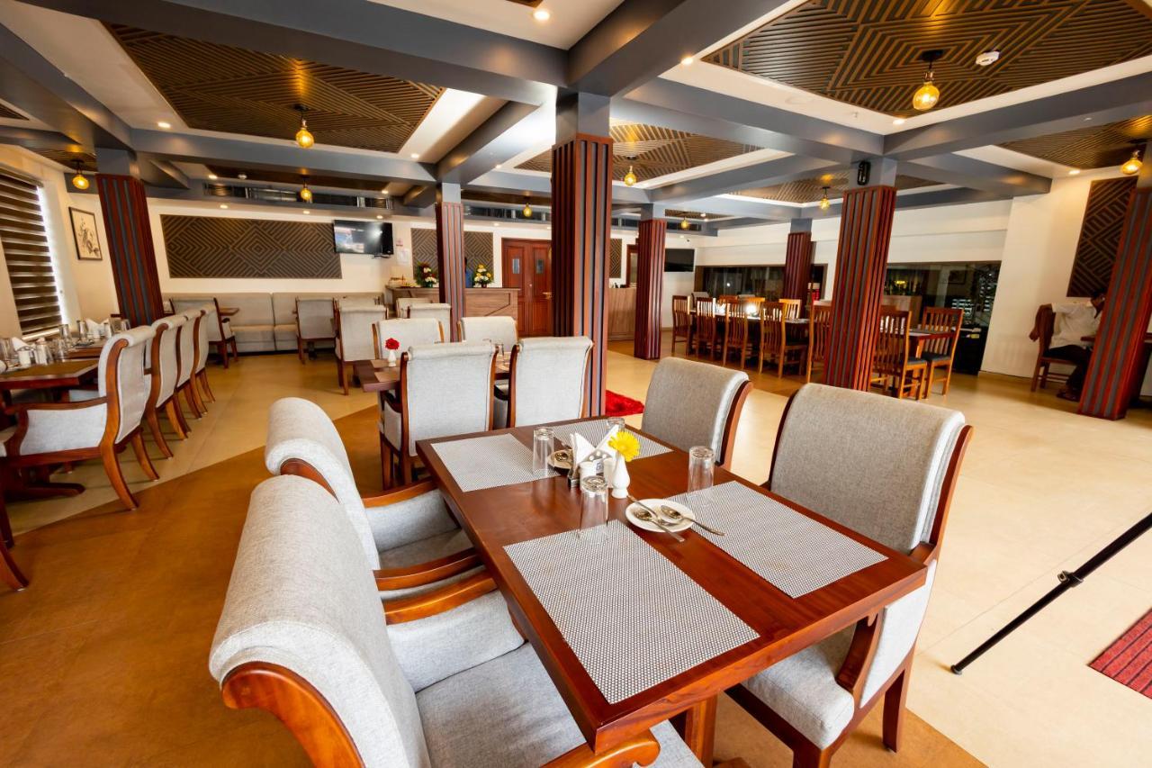 Dev Residency Hotell Thiruvananthapuram Eksteriør bilde